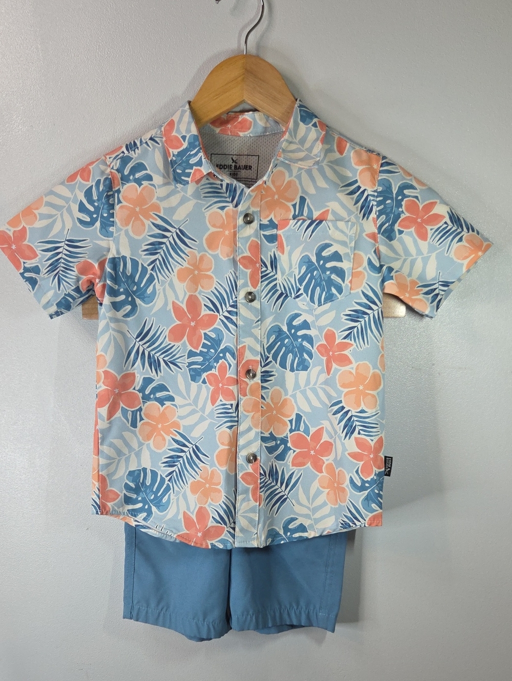 Eddie Bauer Coral & Blue Tropical Floral Button-Down Shirt